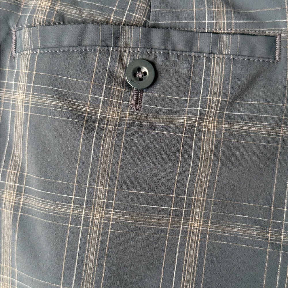 Nike Dri-FIT Men's Gray Blue Plaid Golf Pants Size: 33/30. - Picture 7 of 9